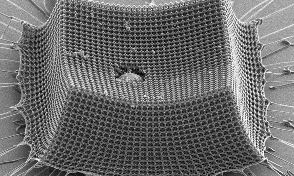 Nanomaterijal, tanji od vlasi kose, kojem ni kevlar ni čelik ne mogu ništa